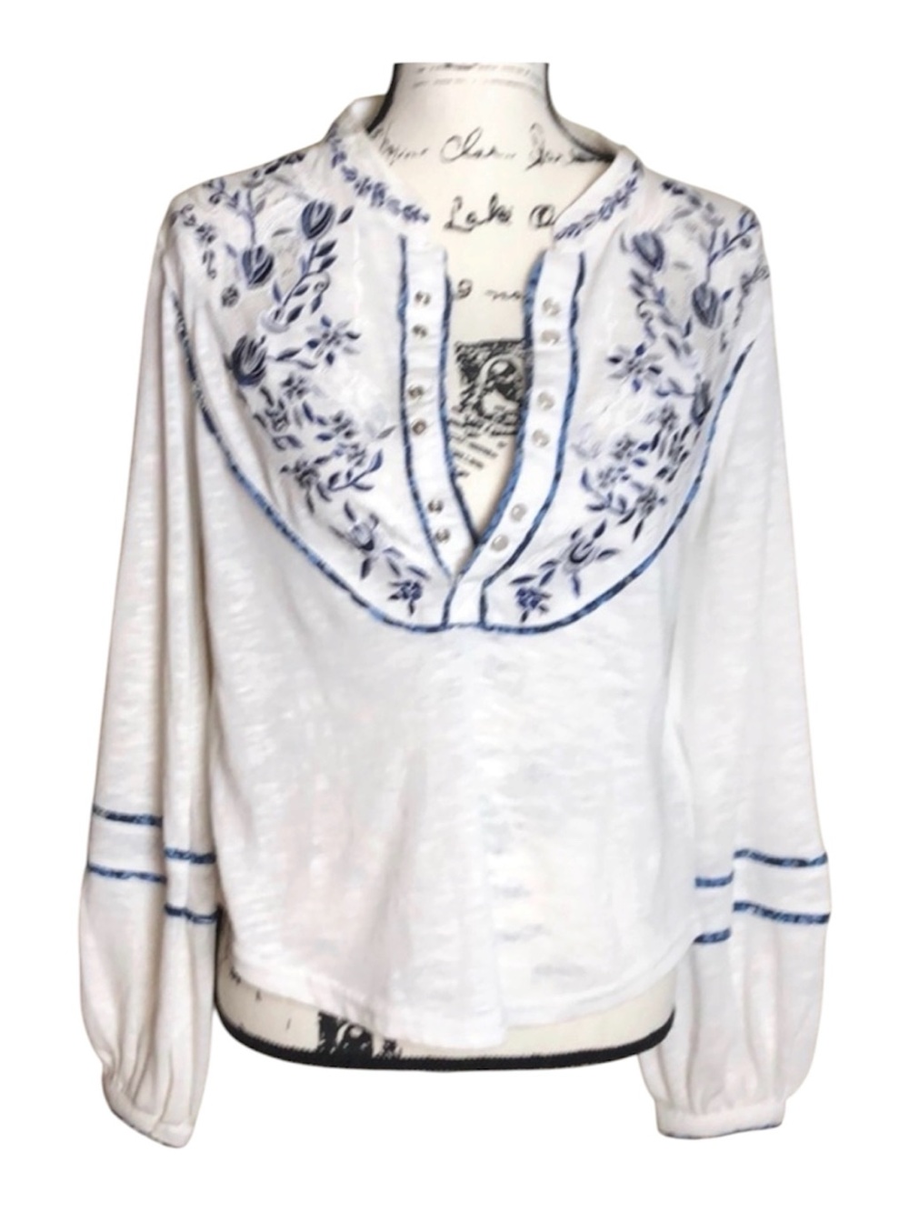 Free People Long Sleeve Embroidered V-Neck  Top Size XS